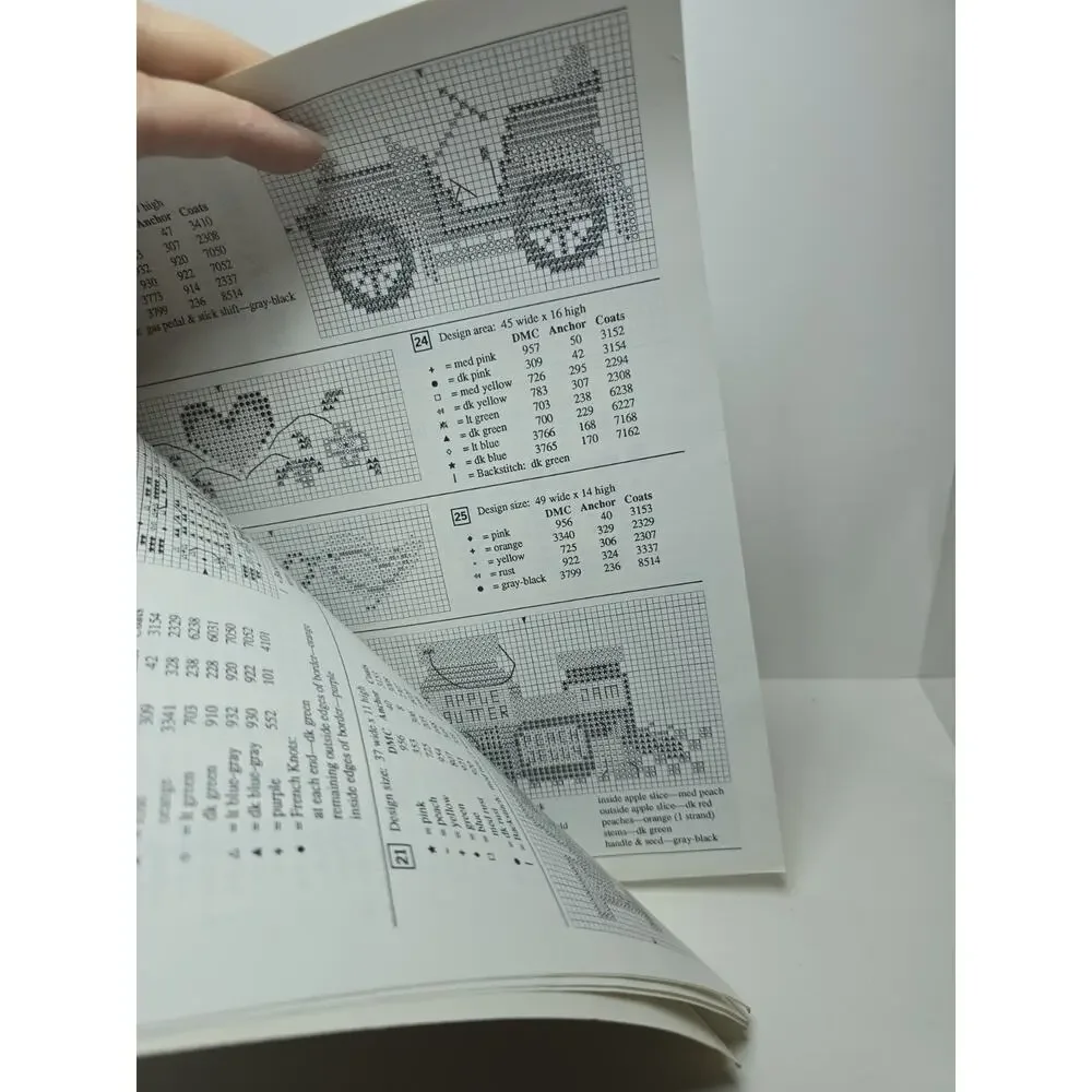 50 Cross Stitch Designs 1990 Sam Hawkins Vintage